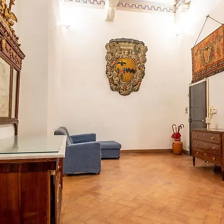 Palazzo Ugurgieri Apartment Siena