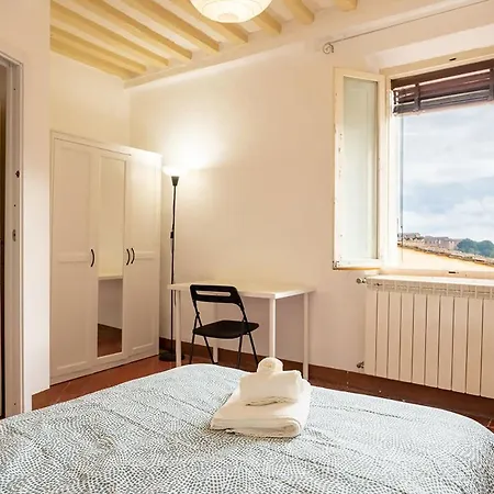 Apartment Palazzo Ugurgieri *